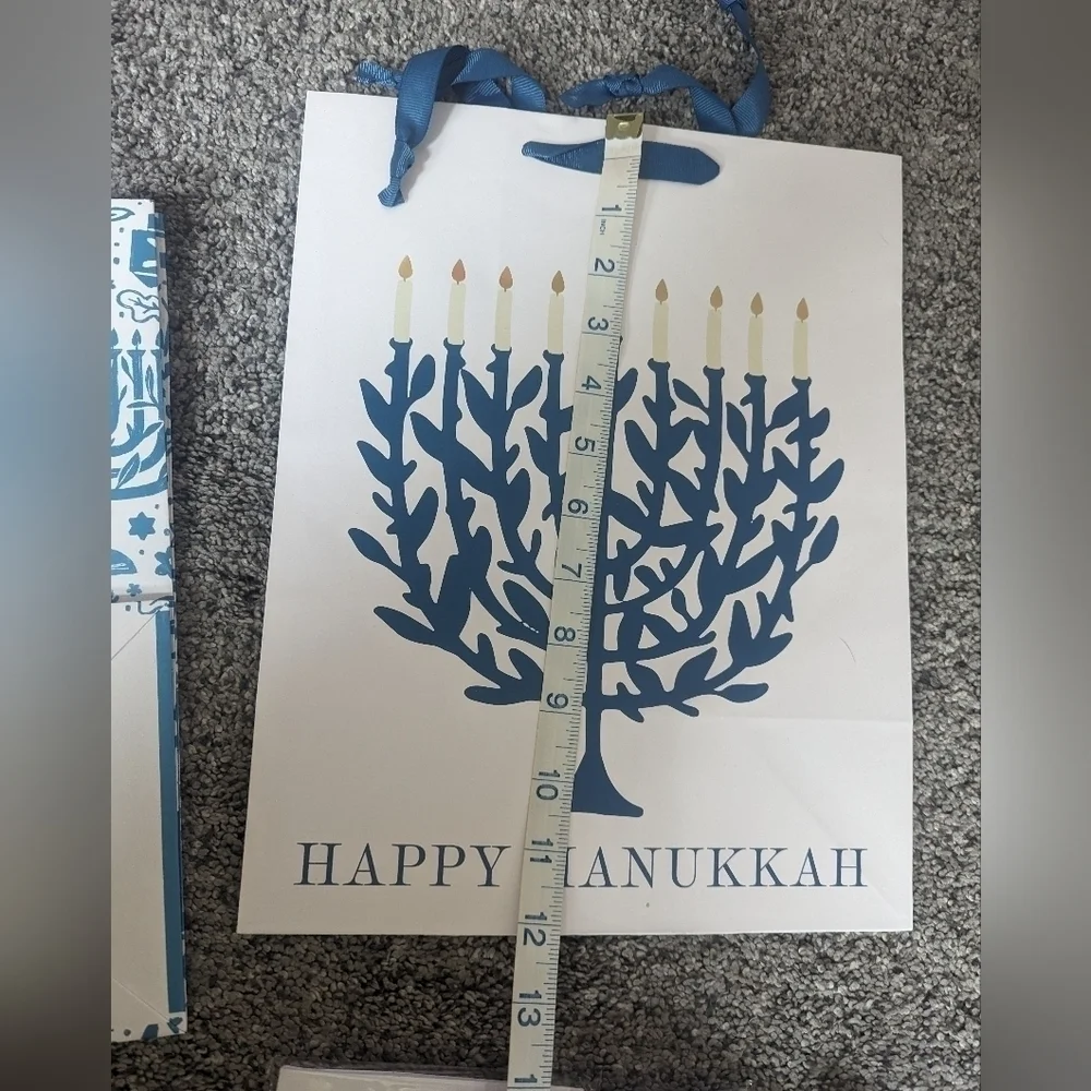 NWT Hanukkah Gifting Set 13 Pieces